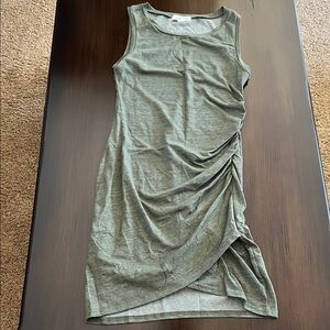 Treasure & Bond Heathered Olive Sleeveless Ruched Dress Size Medium
